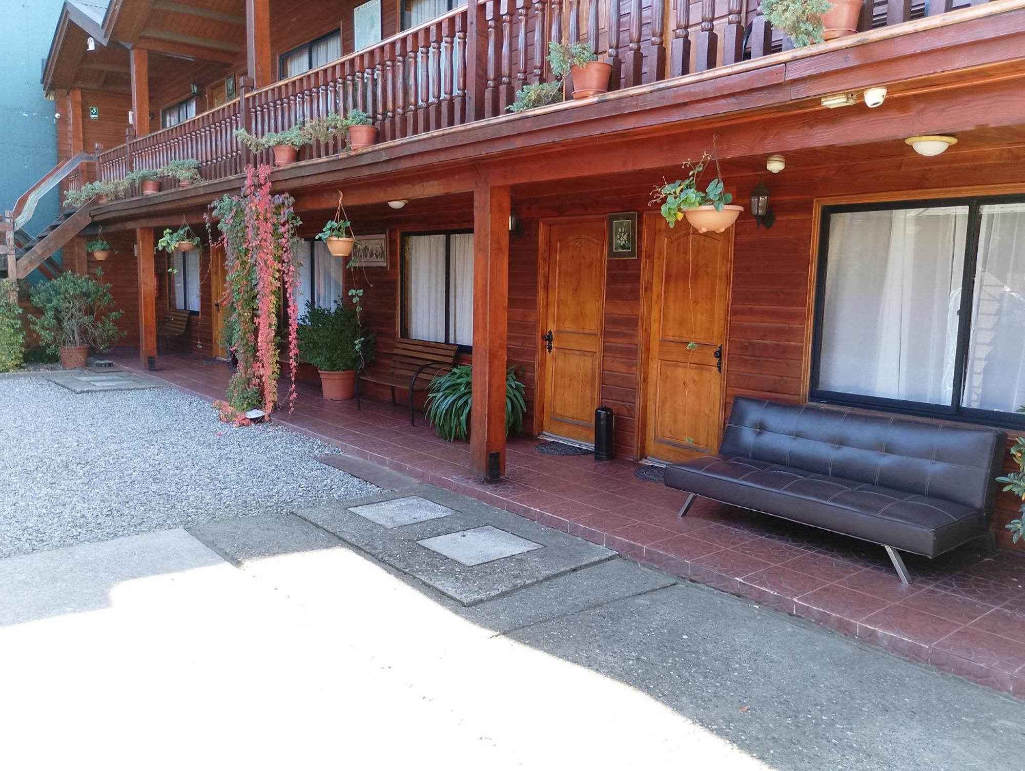 Apart-Hotel Colonia-Koenigsberg Estacionamiento Deptos Completos Ubicado En El Centro De Valdivia Aire Acondicionado Ngoại thất bức ảnh