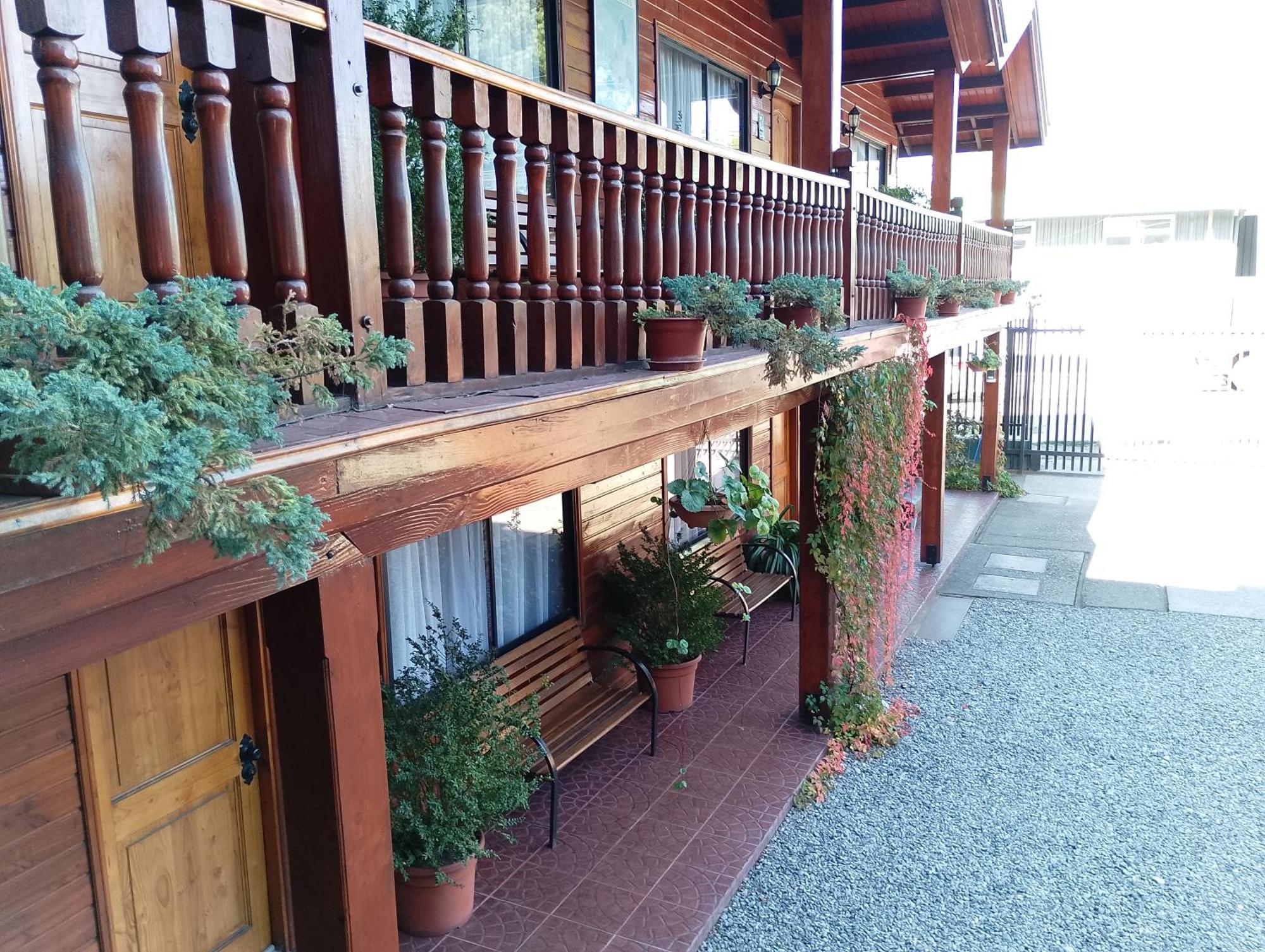 Apart-Hotel Colonia-Koenigsberg Estacionamiento Deptos Completos Ubicado En El Centro De Valdivia Aire Acondicionado Ngoại thất bức ảnh