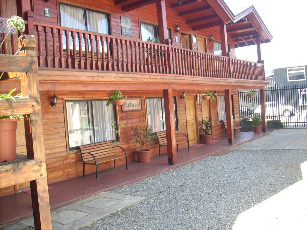 Apart-Hotel Colonia-Koenigsberg Estacionamiento Deptos Completos Ubicado En El Centro De Valdivia Aire Acondicionado Ngoại thất bức ảnh