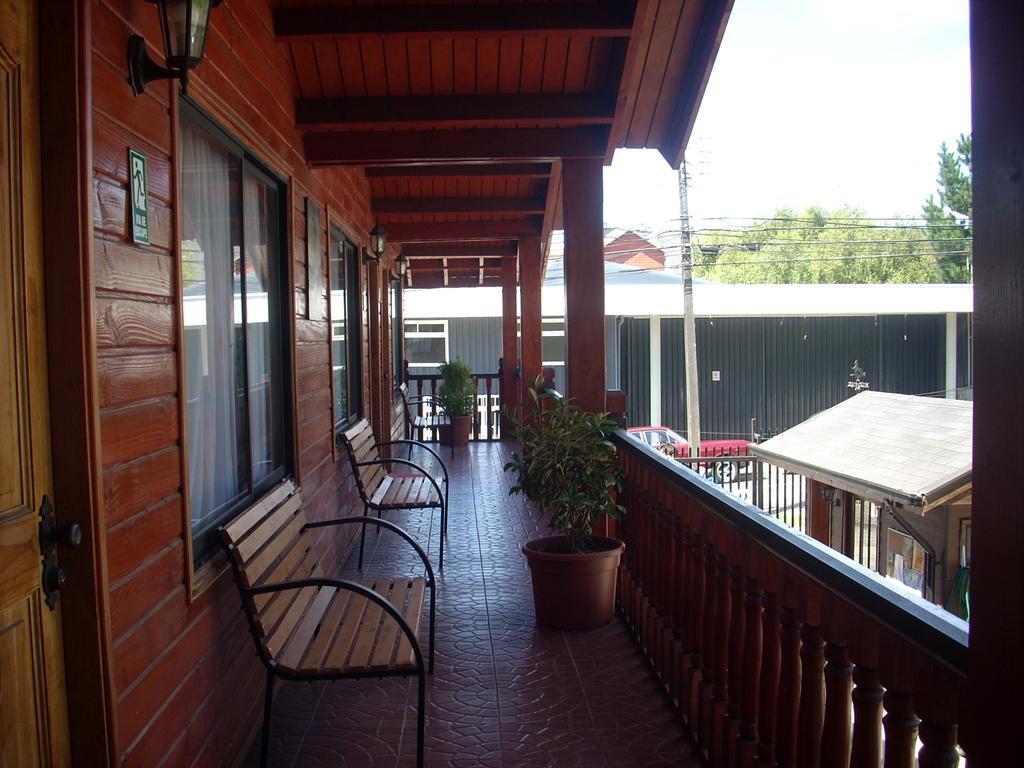 Apart-Hotel Colonia-Koenigsberg Estacionamiento Deptos Completos Ubicado En El Centro De Valdivia Aire Acondicionado Ngoại thất bức ảnh